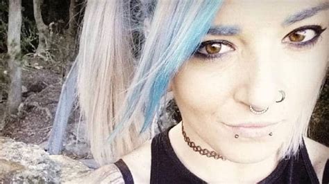 'I will break your bones': Hair salon boss' shocking rant at employee.